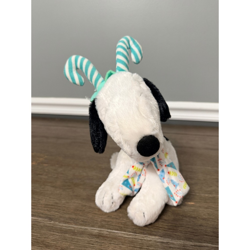 Peanuts Silly and Wild‎ Snoopy Candy Cane Musical Plush